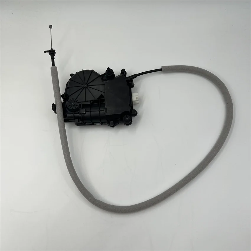 Привод замка крышки багажника STZT 51247273752 привод задней двери 51244447850 Автозапчасти