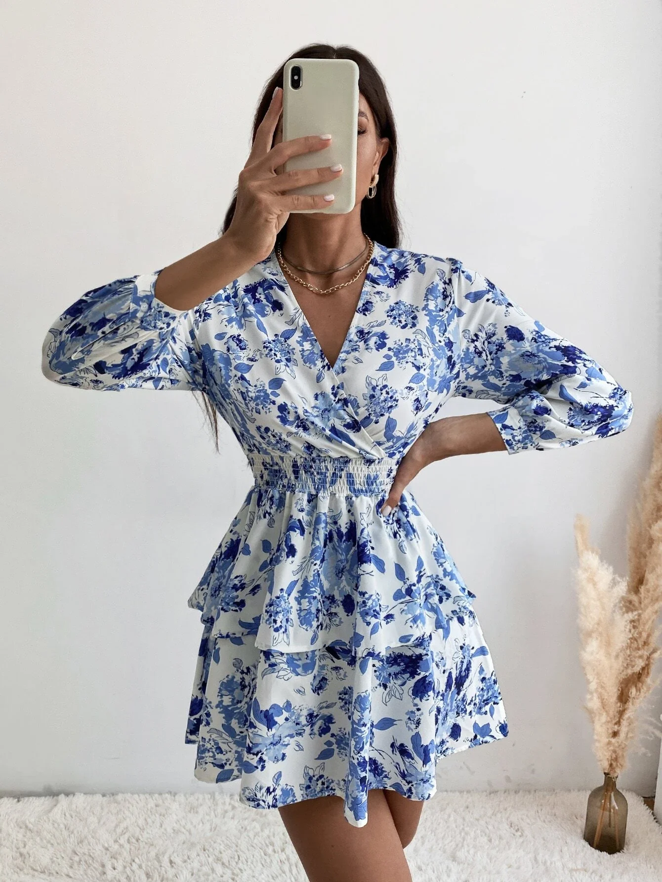 

Floral Print Shirred Waist Layered Hem Dress