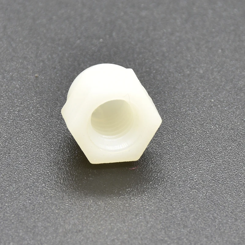 

Декоративные гайки из нейлона M3-M12