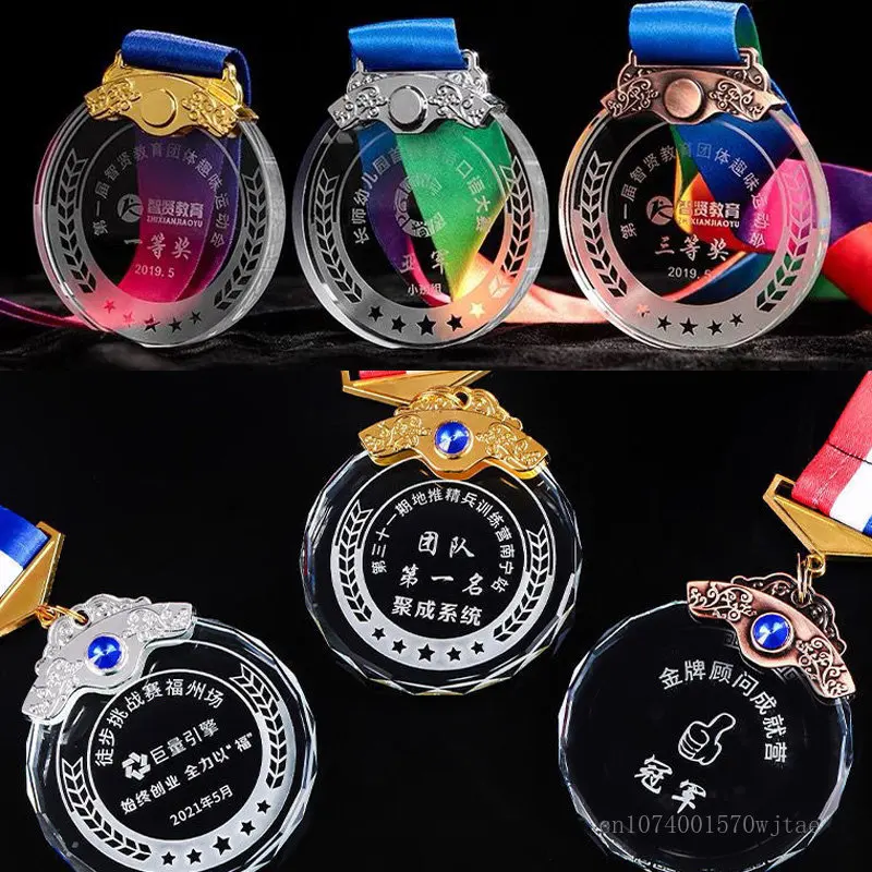 

1PC Creative Metal transparent crystal medal hanging on the neck can be color printed or engraved honor gold silver copper medal