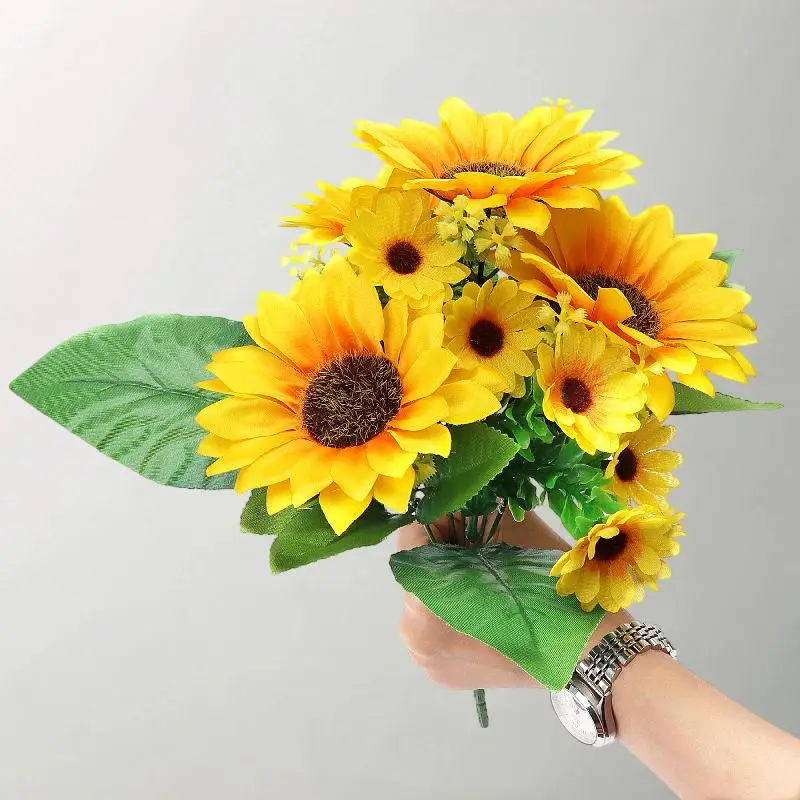 

Rustic Wedding Simulation Artificial Sunflower Bouquet for a Perfectly Natural and Elegant Décor
