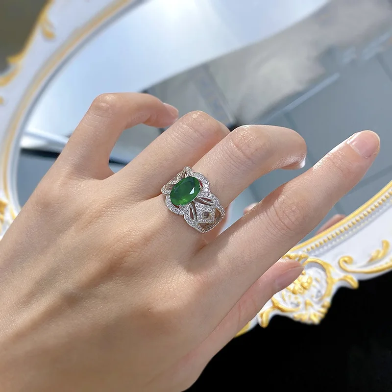 Женское Винтажное кольцо из серебра 100% пробы с изумрудом