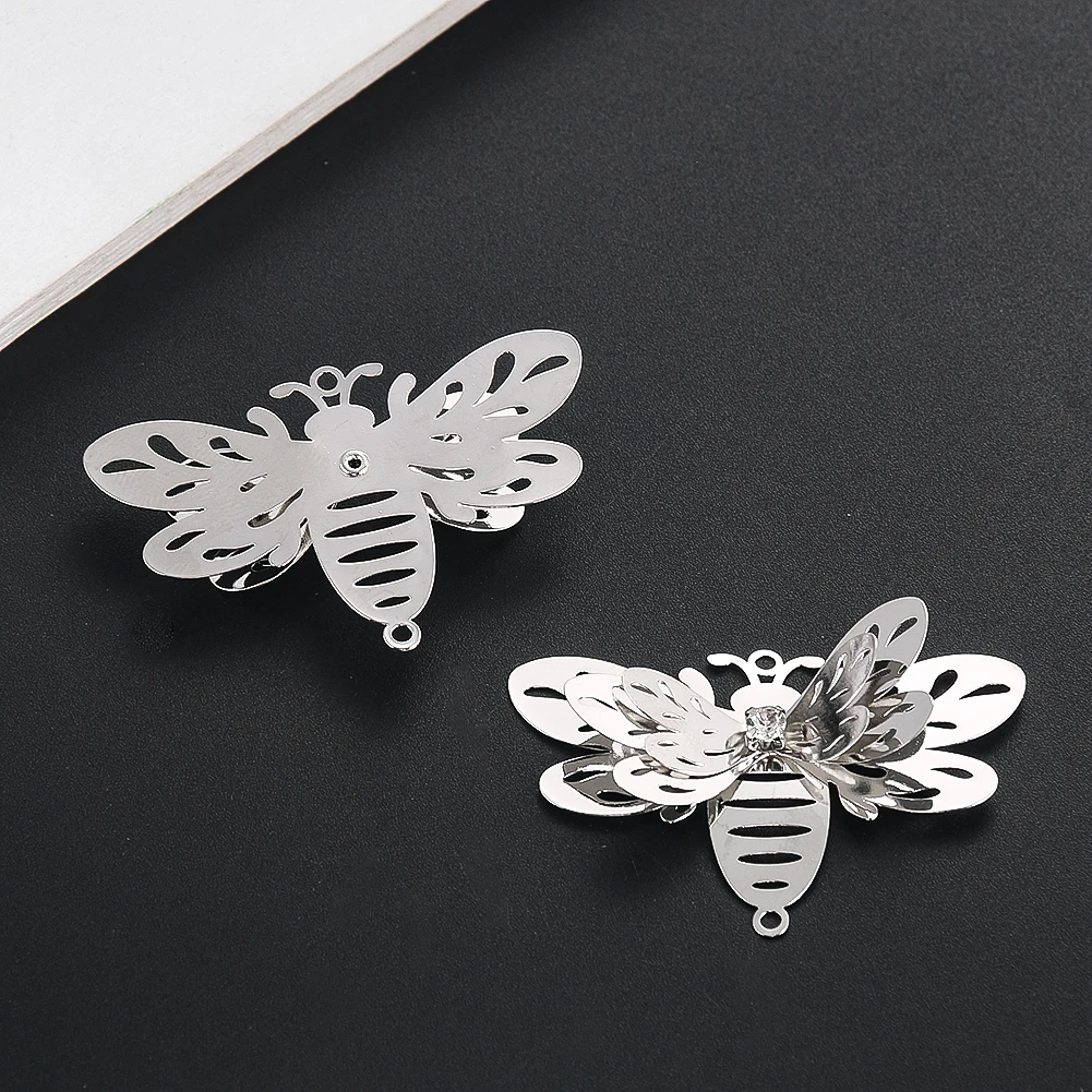 

2PCS 3D Metal Bee Patch Pendant DIY Crystal Ornament Home Chandelier Accessories Garden Sun Catcher Bird Repellent Room Decor