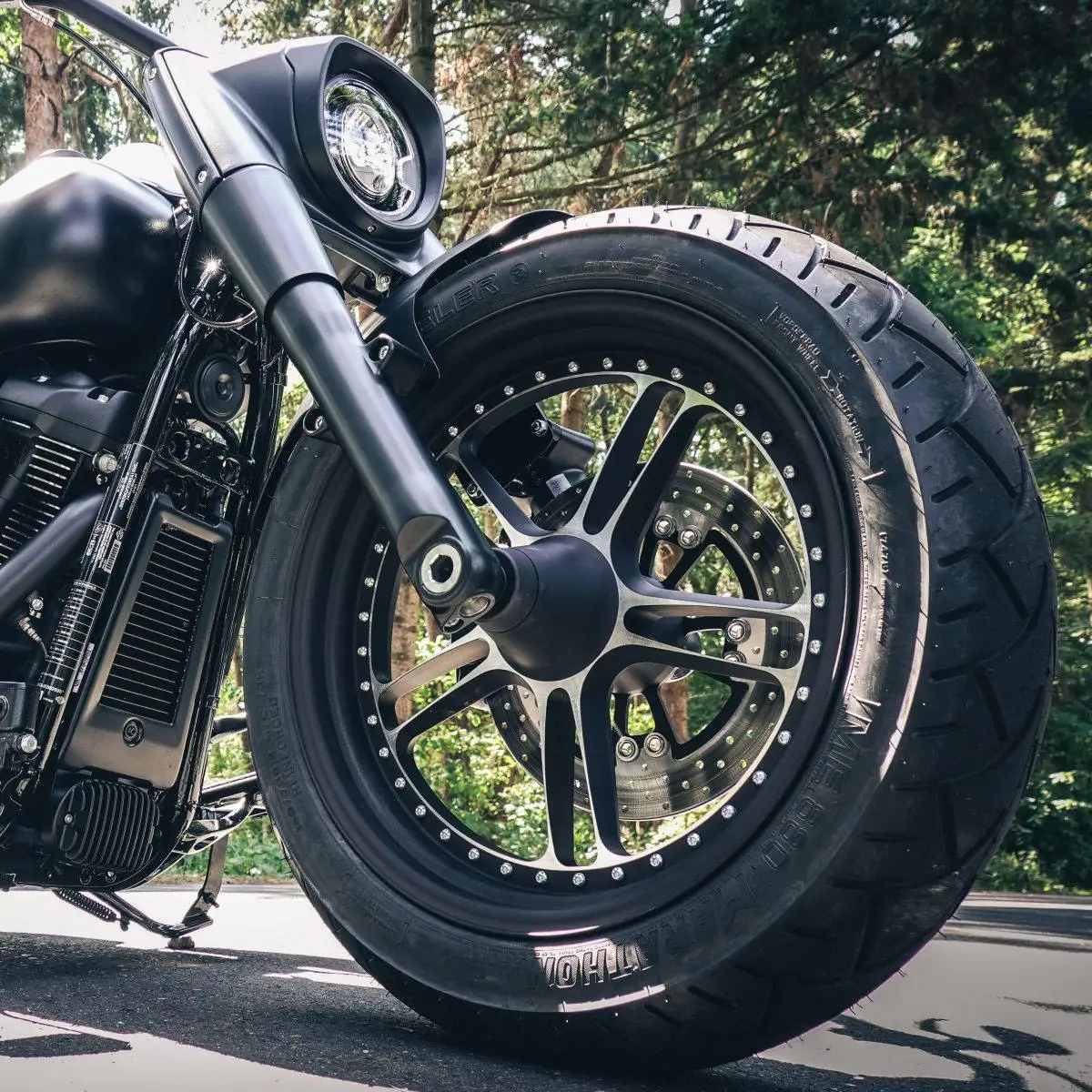 Фото Мотоциклетный обод переднего и заднего колеса для Harley Touring 09-Later Street Road Road King Electra Tri, 17x3.0 дюймов №2