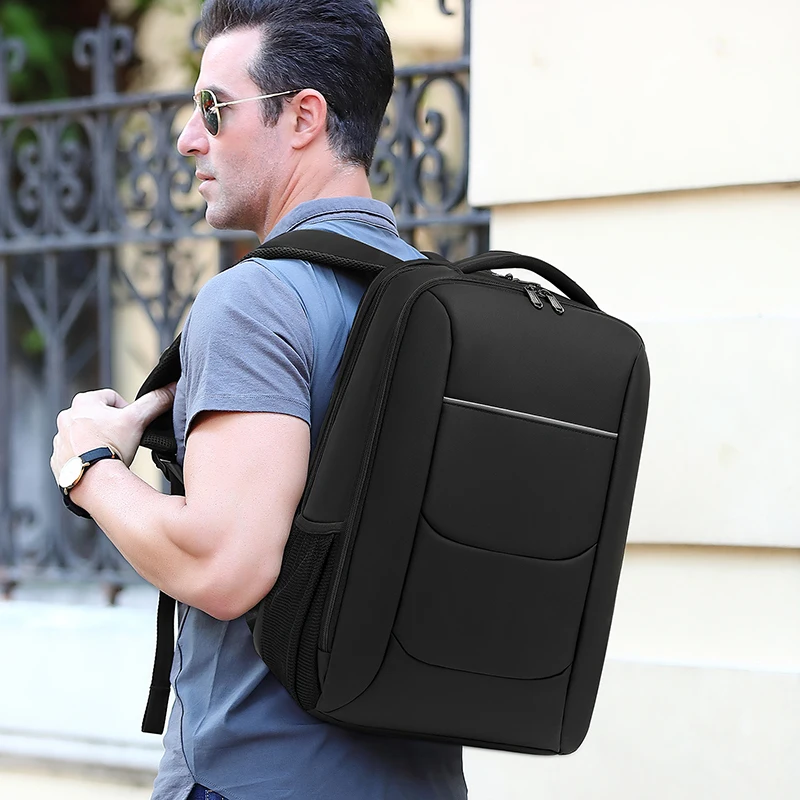 Рюкзак-чехол Coolbell для ноутбука 15,6 дюймов для мужчин и женщин.