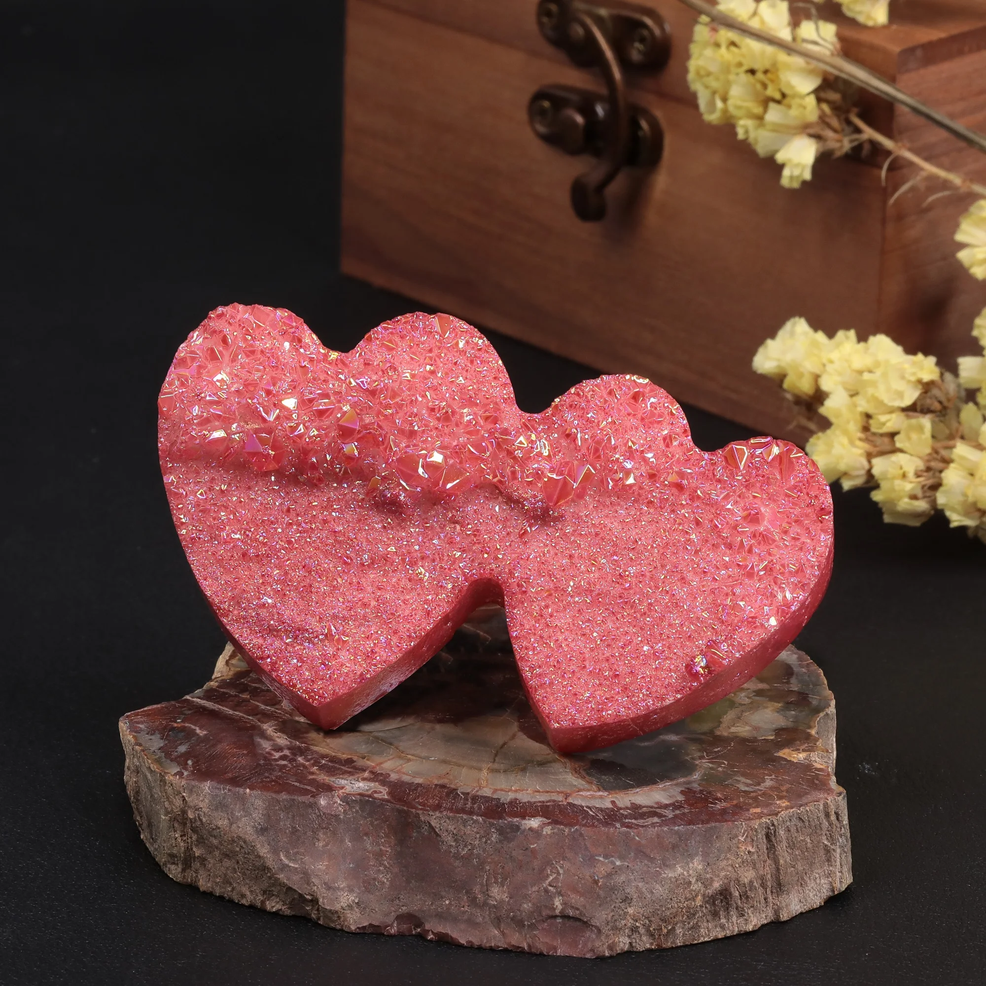 TUMBEELLUWA Double Love Heart Aura Crystal Cluster Electroplating Titanium Coating Rock Quartz Cluster Ornaments Room Decor