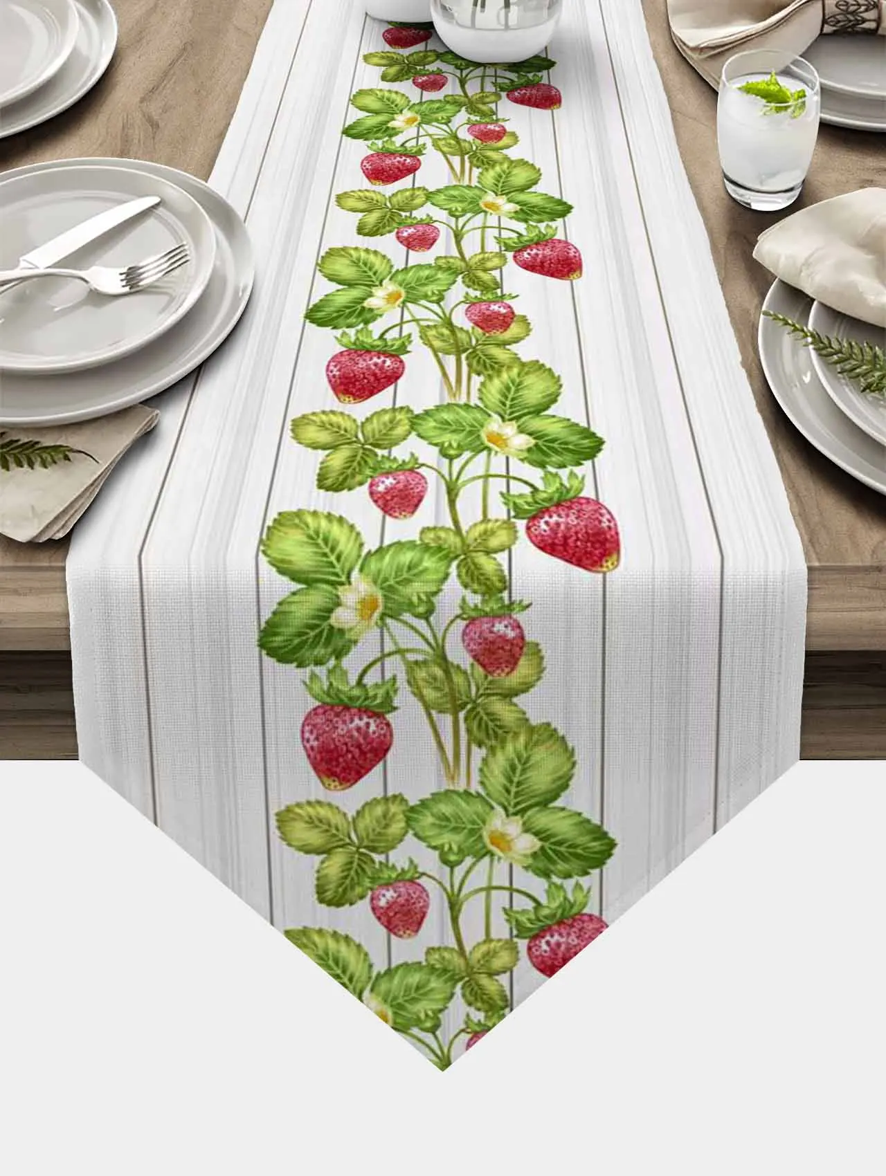 

Скатерть в стиле ретро с изображением клубники для свадебной вечеринки