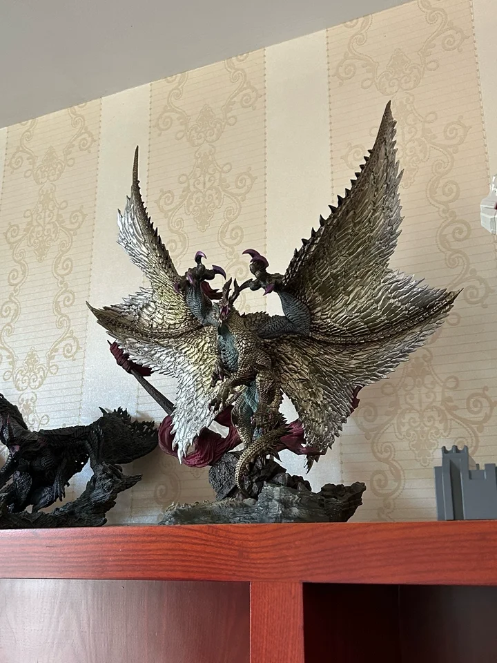 Фото Оригинальная коллекционная фигурка Gore Magala Shagaru Magala Evolution CFB Monster Hunter, подарок, в наличии №5