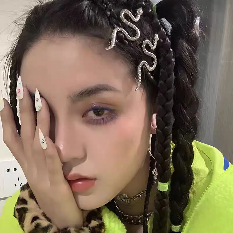 Металлические заколки для волос в готическом стиле