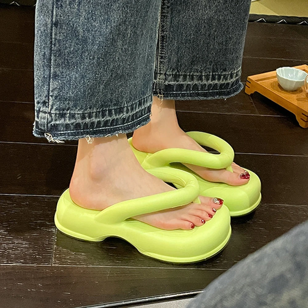 Clip Feet Flip-Flops Female Summer Korean Fashion Thick Bottom Outer Wear Casual Beach Anti-odor Flip Flops Slippers