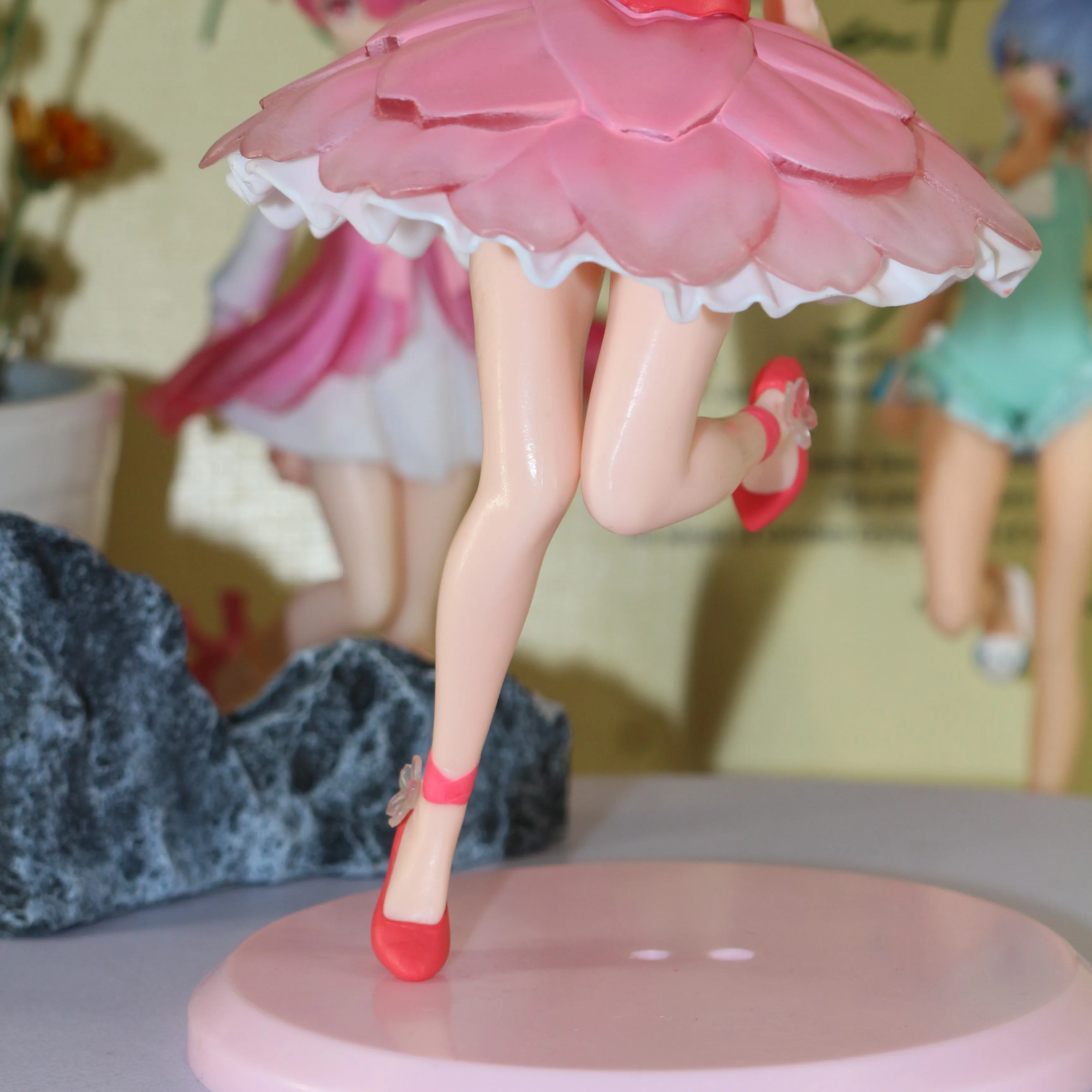 Розовая одежда забавная Девочка аксессуары аниме модель персонажа