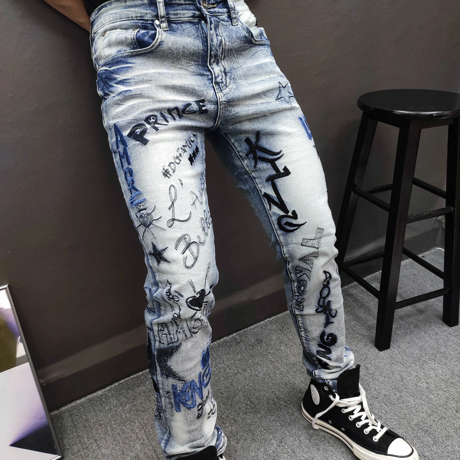 

Full Embroidery Homme Slim Elastic Beggar Pant Blue Jean Moda Hombre 2022 Men Fashion Brand Straight Erkek Kot Pantolon