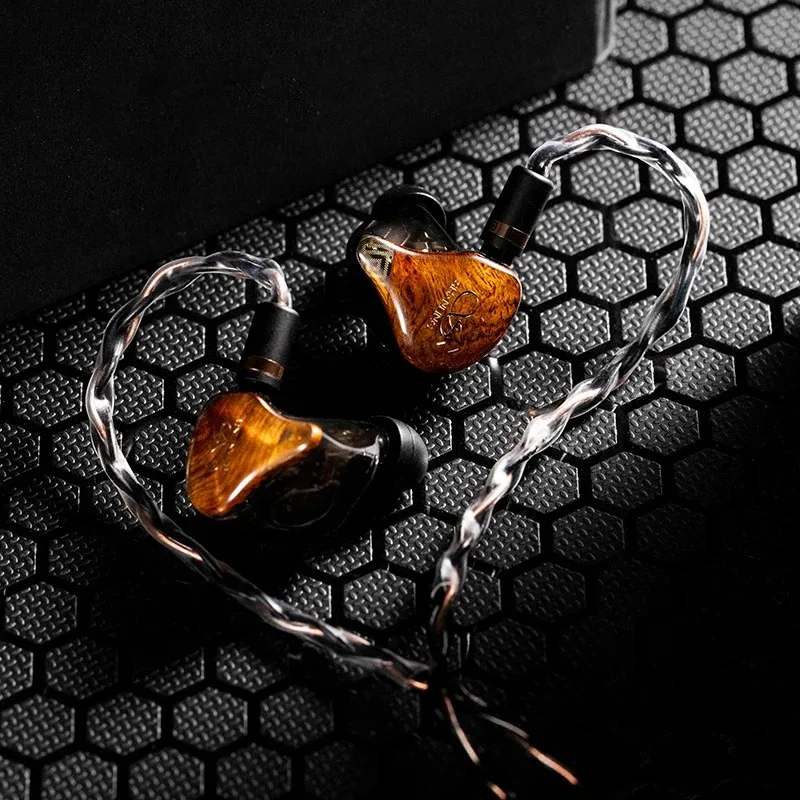 Трибридные наушники-вкладыши SHANLING MAJESTIC 4EST + 2DD 6BA 12 Driver