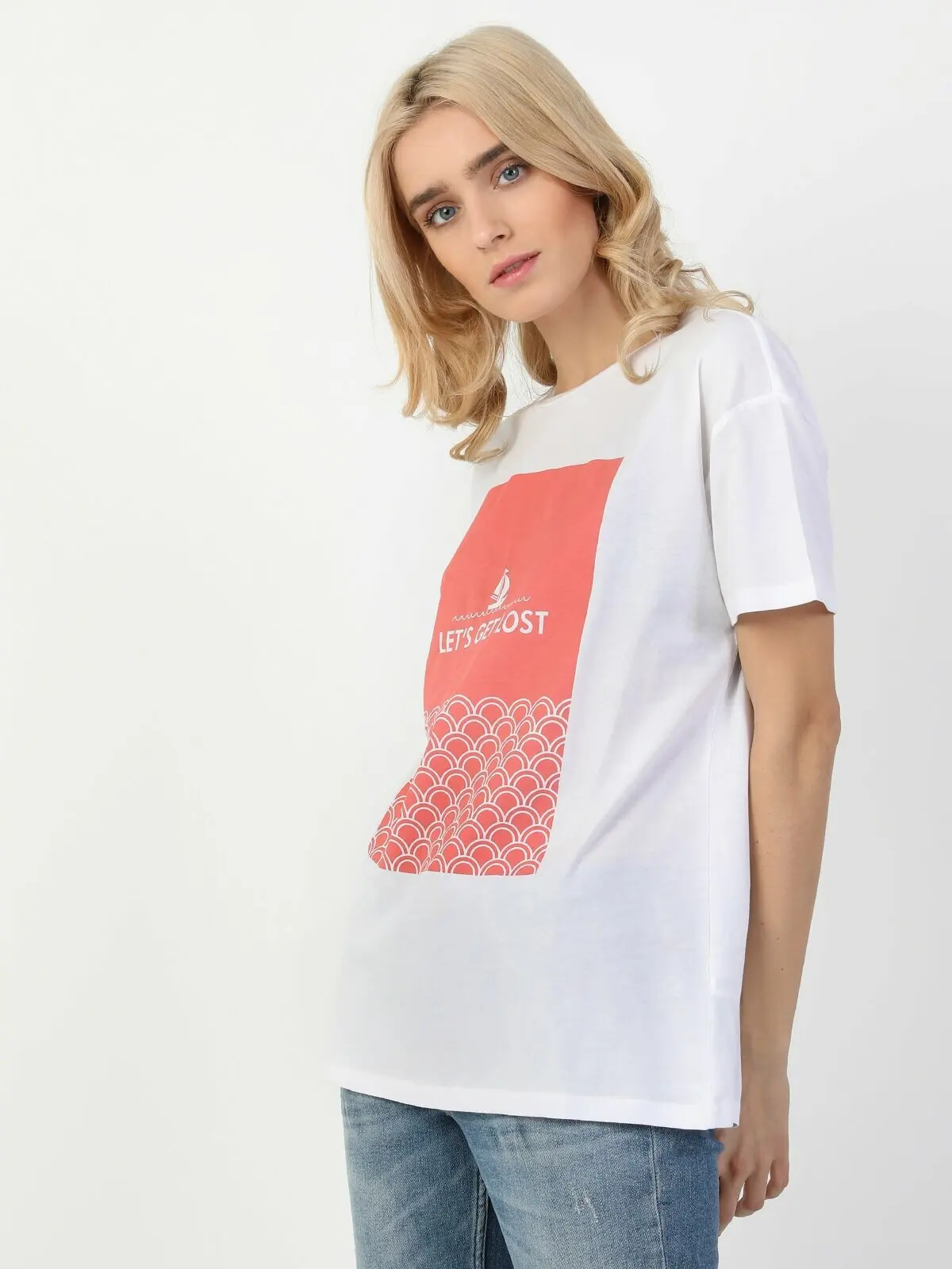 

Colins Woman Regular Fit White Short SleeveTshirtWomen's Tshirt Fashion Woman Tshirts,CL1047791