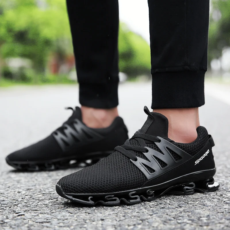 Men Running Shoes Air Mesh Breathable Fashion Trainers Casual Couple Shoes Mixed Colors Shoes Plus Size 36-48