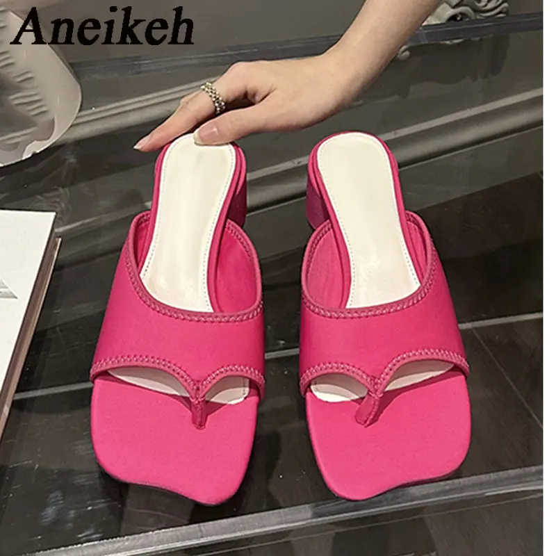 

Женские новые шелковые шлепанцы Aneikeh, сандалии с круглым каблуком, лето 2023, модные шлепанцы на среднем каблуке, уличная Нескользящая повседн...