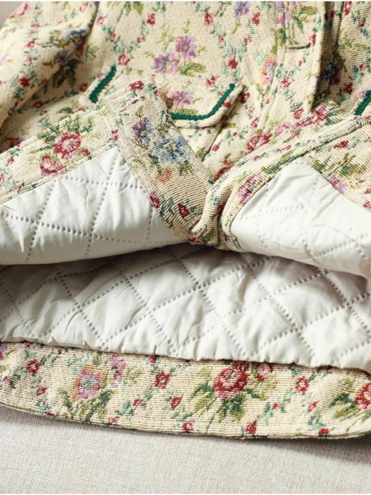 Стеганое пальто TAT |