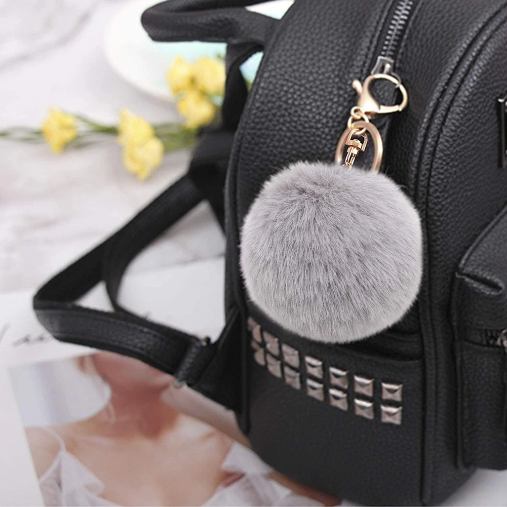 

Children Fluffy Fur Pom Key Chains Toys Soft Faux Fur Balls Car Key Ring Pendant Plush Hanging Ornament Diameter 8cm