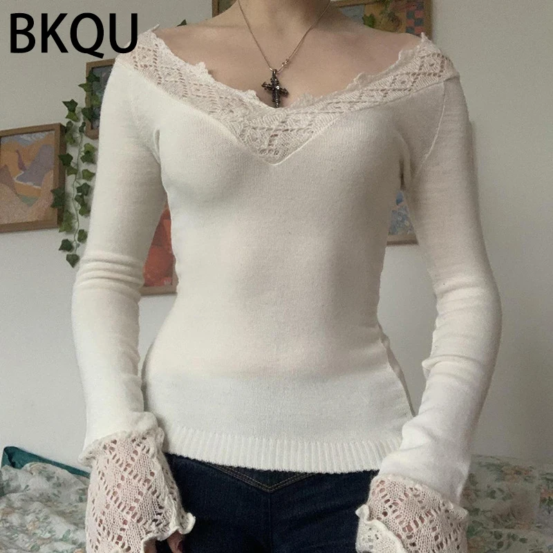 

BKQU Knitted Jacquard T-Shirt For Women 2023 Autumn Long Sleeve V-neck Lace Sweet Girl Tops Y2k Aesthetics Female Tee Clothes