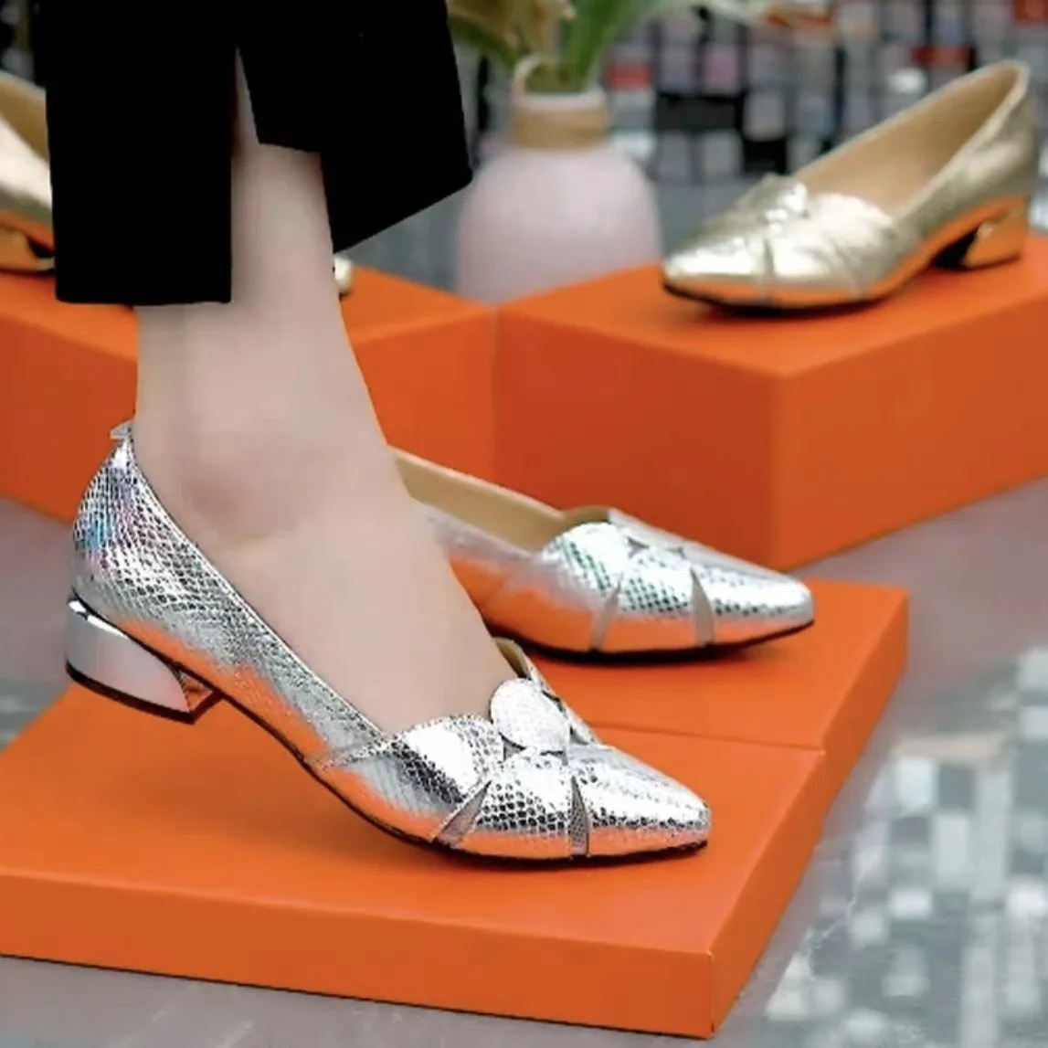 

Женские босоножки с острым носком, однотонные туфли-лодочки для офиса и работы, обувь на квадратном каблуке, Новинка лета 2023