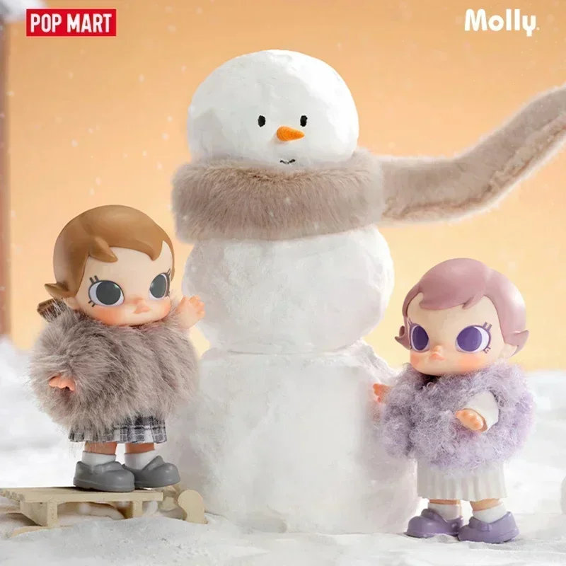 Фото POP MART Molly Winter Fit Check Серия: Коллекционные фигурки-сюрпризы (Blind Box) — Милая модель, подарок на день рождения №2