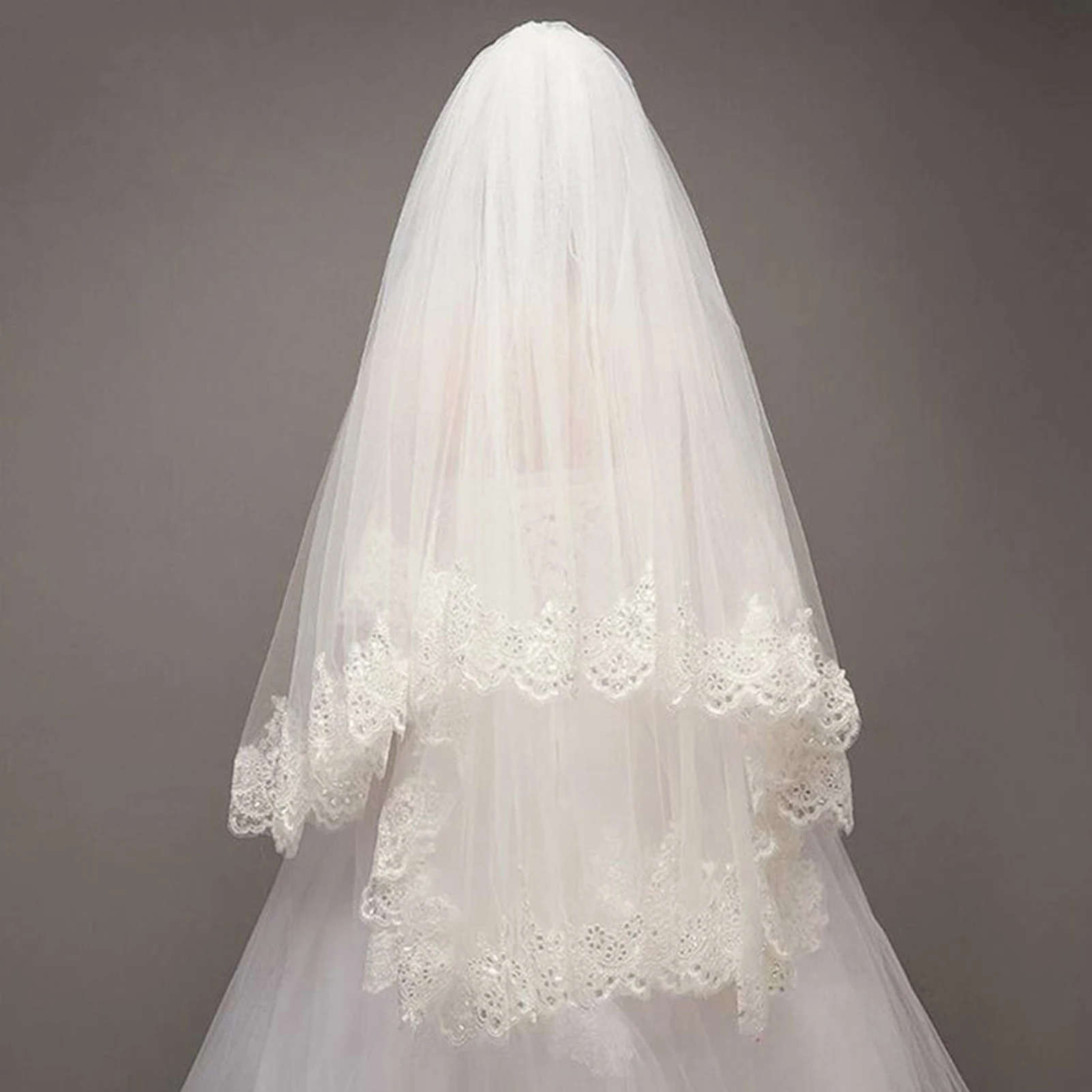 

Sequin Lace Trim Veil Wedding Dress Double Bridal Veil With Hair Wedding Bridal Veil 2 Tier Lace Appliqued Bridal Veil with Comb