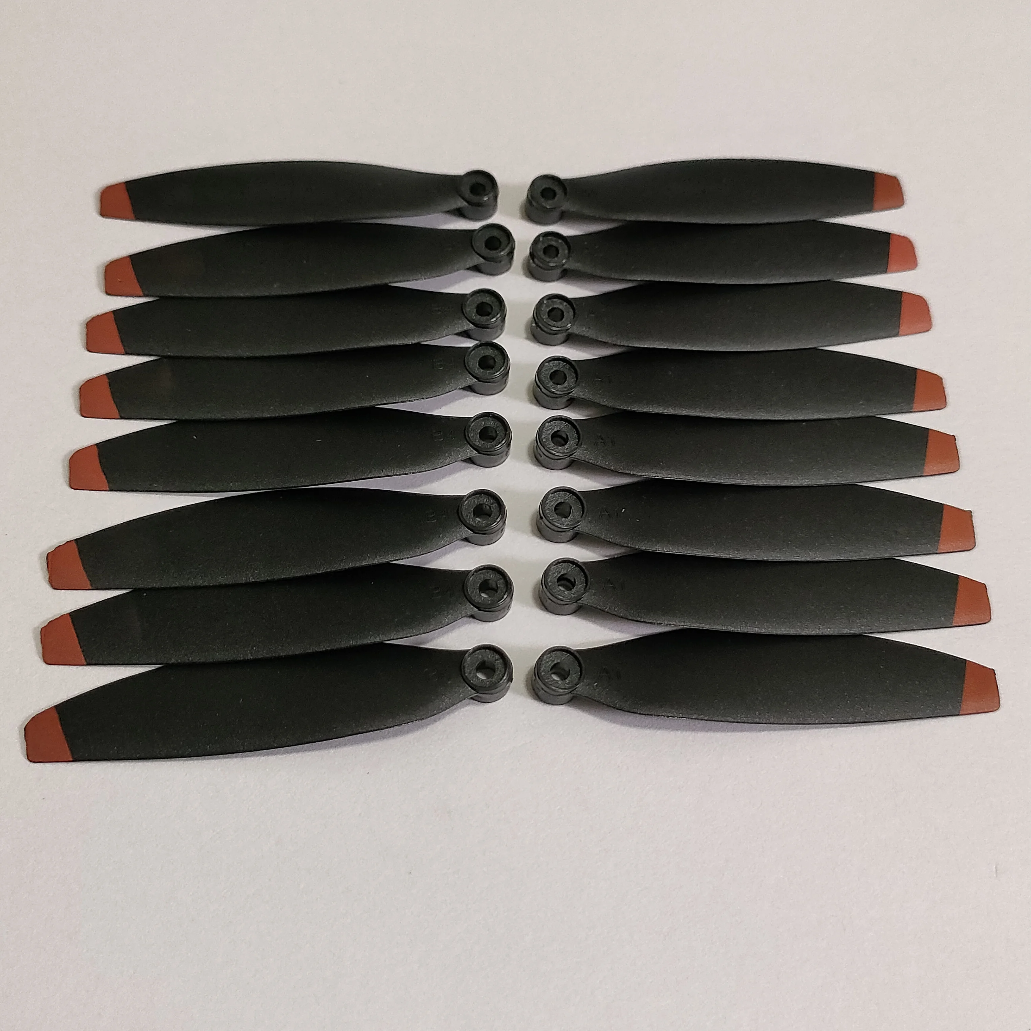 

16/24/32/40PCS Toys Drone Accessories Blades Propeller Spare Parts for K90 MAX K918MAX 4K HD Obstacle Avoidance RC Quadcopter