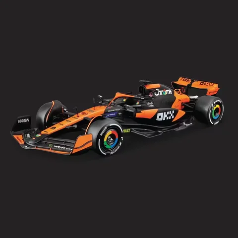 Bburago 1:24 Mcl38 F1 гоночный автомобиль и кукла-драйвер