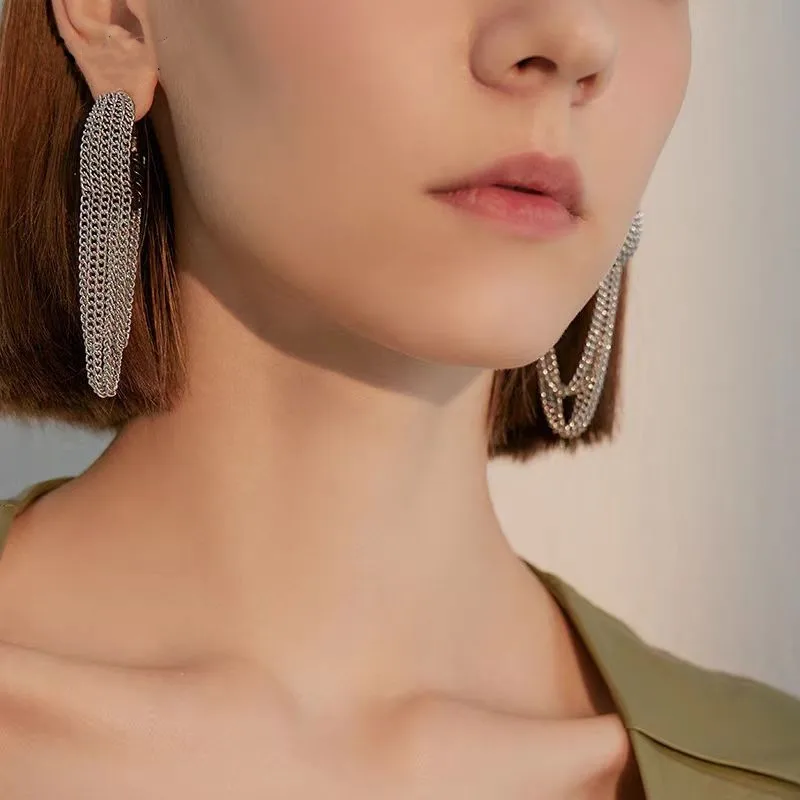 Винтажные женские серьги 2024 новые модные серьги-гвоздики винтажный дизайн