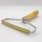 Детская щетка для удаления шерсти с коврового покрытия, шерстяного пальто, одежды, инструменты для очистки меха, мини-ролики для ворса