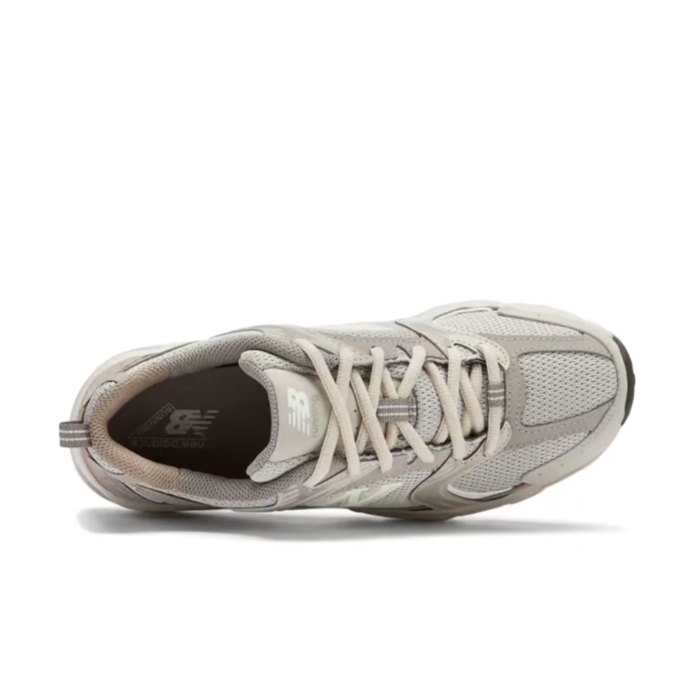 Фото Кроссовки New Balance NB530 унисекс, низкие, повседневные, для бега – светло-серого цвета, с принтом в виде букв, на шнуровке, прочные MR530KOB №4