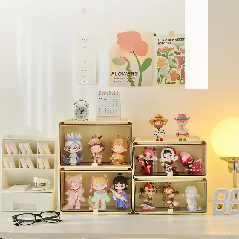 Бытовая глухая коробка для хранения стеллаж выставки товаров пылезащитная