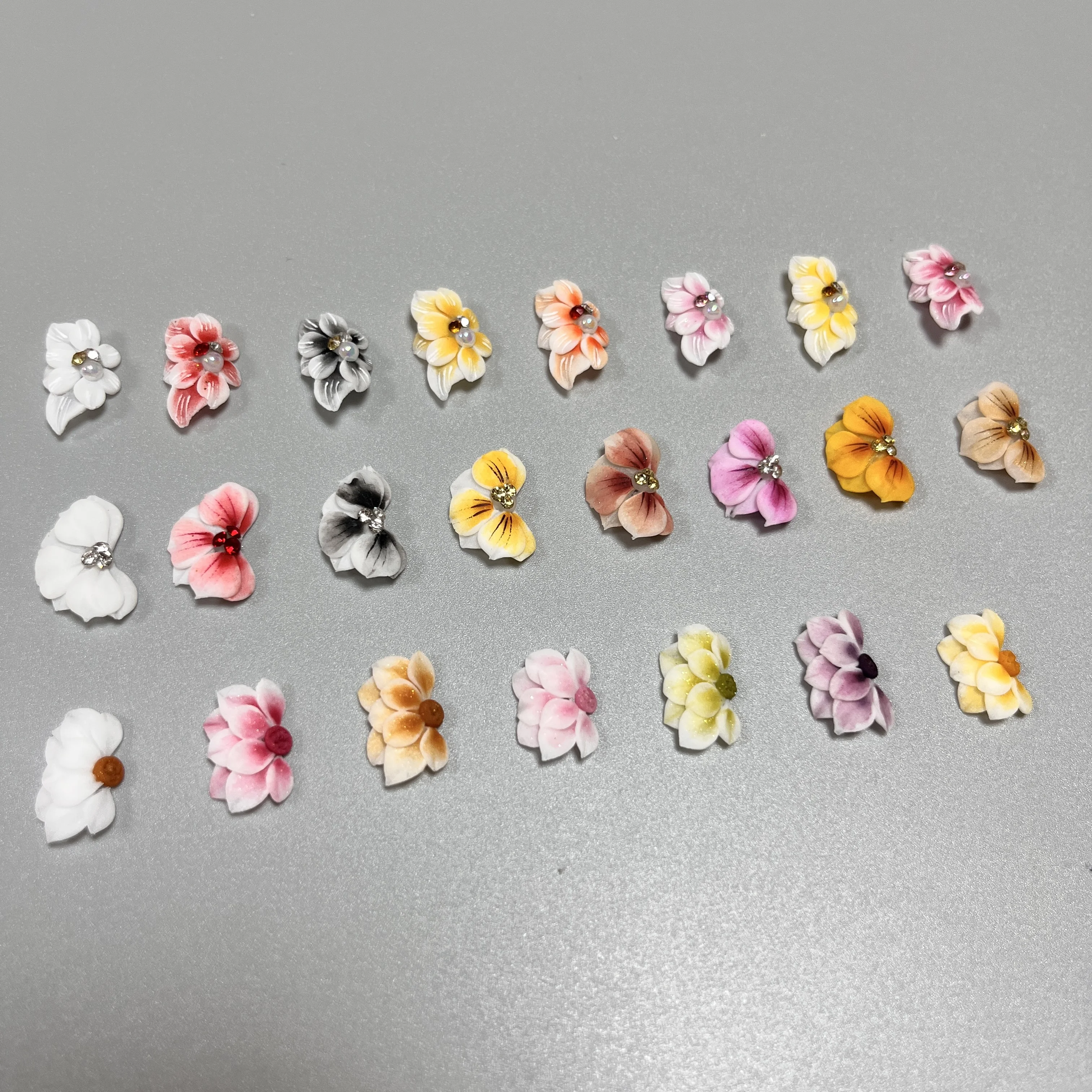 

5PCS Pearl Jewelry Gem Vietnam Handmade 3D Acrylic Rhinestones Flowers Kawaii Nail Art Charms Decoration Stickers For Long Nails