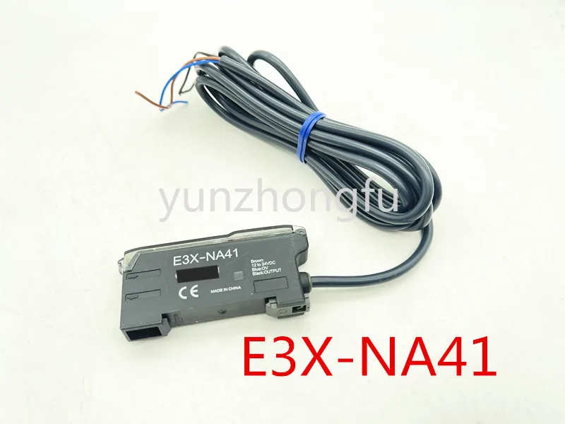 

Фотоэлектрический датчик усилителя оптического волокна E3X-NA41 PNP