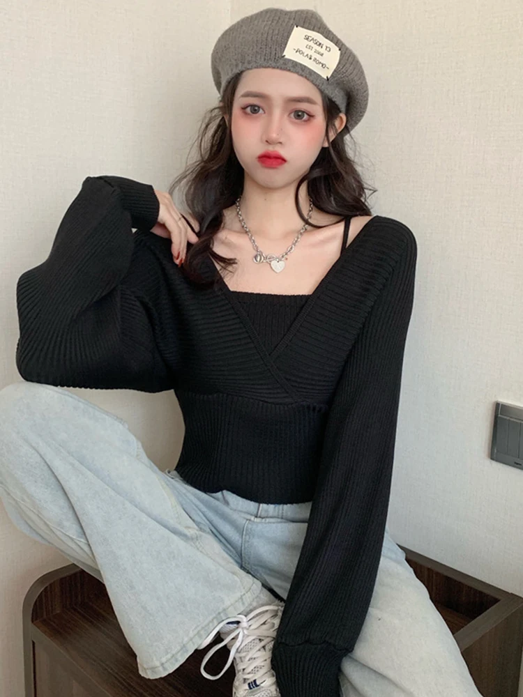 Женский трикотажный свитер с V-образным вырезом весна-осень