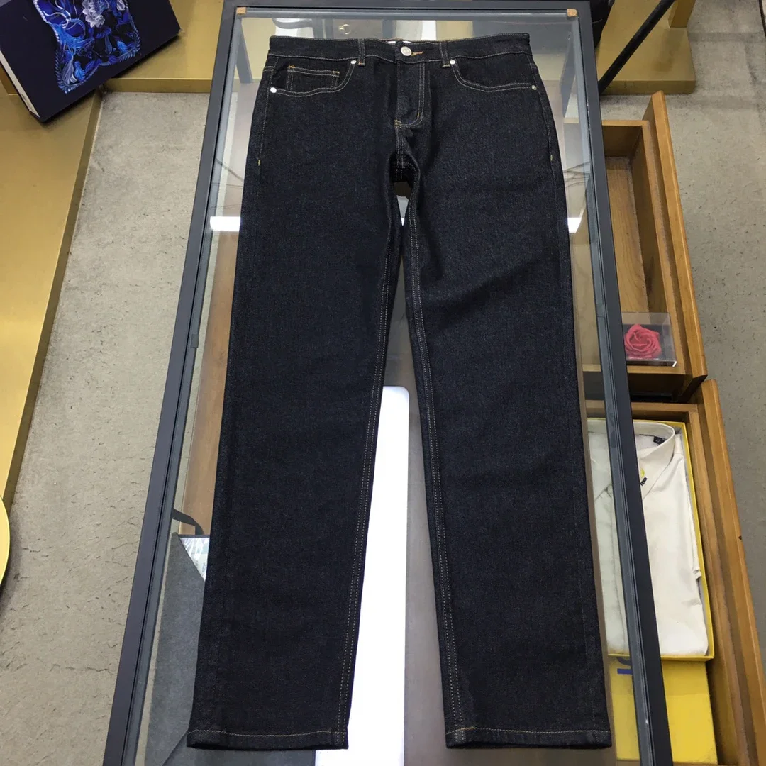 Джинсы мужские прямые эластичные с вышивкой Размеры 29-38