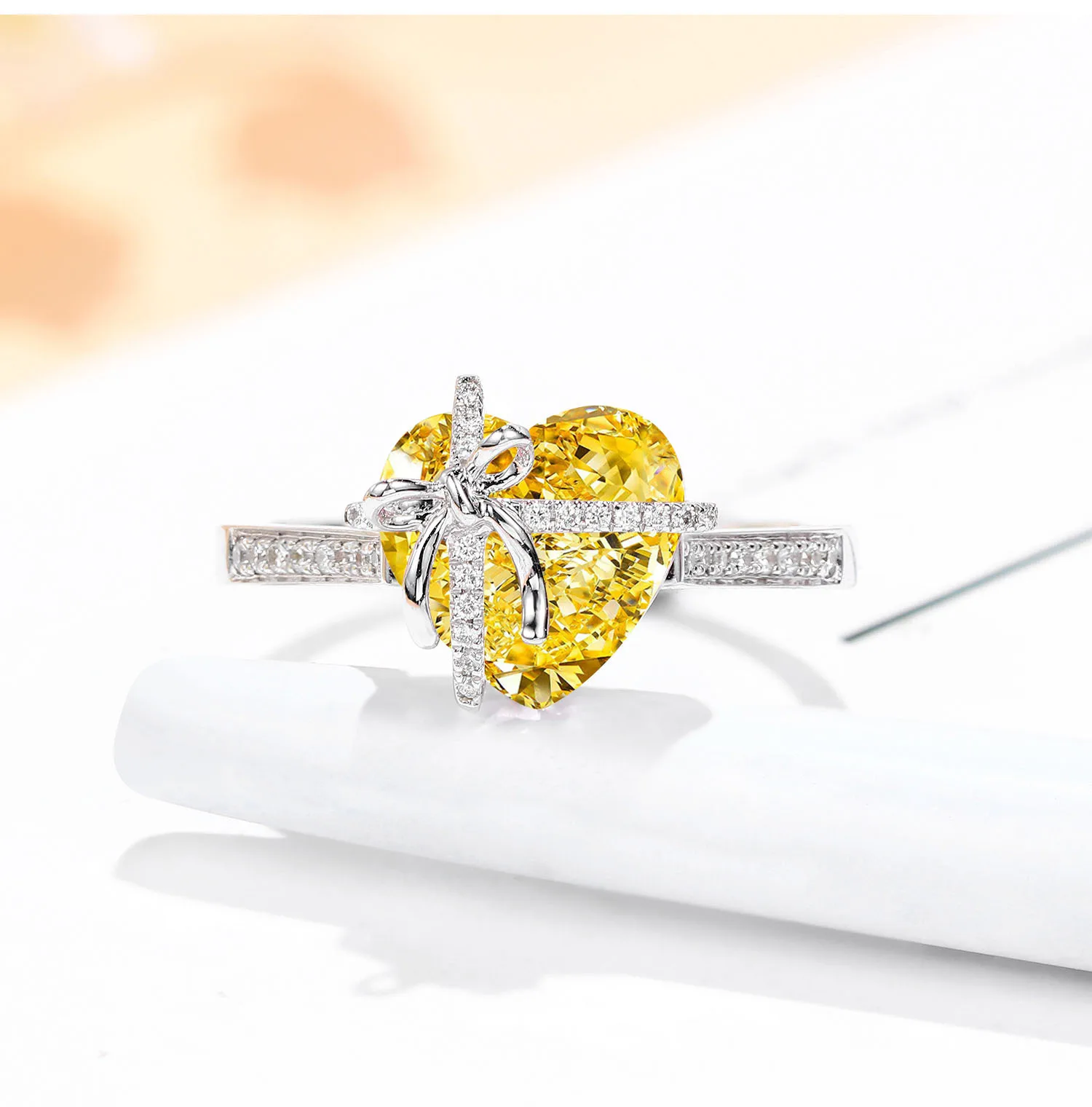 

Astuyo Wish Fashion Women Ring Pink Yellow Cubic Zirconia Engagement Proposal Wedding Heart Ring Band Ring for Female Gift