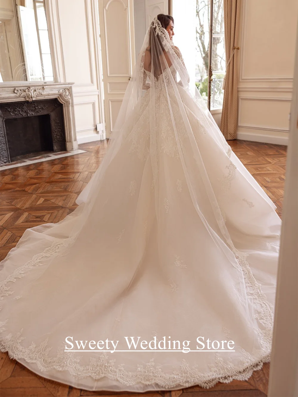 Фото Бальное платье из органзы, свадебное платье Vestido De Noiva, индивидуальное свадебное платье с длинными рукавами и v-образным вырезом, кружевной аппликацией, со шлейфом, арабское свадебное платье №2