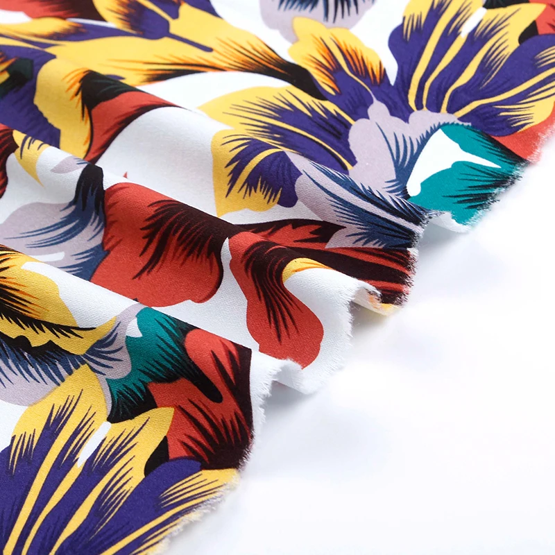 

Hot selling cotton garment fabric retro handmade diy fabric tricolor canna garment printing ladies dress fabrics