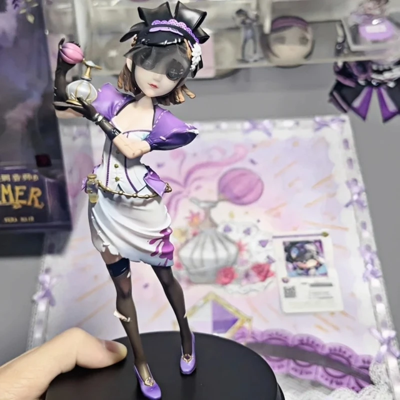 Фото Официальная фигурка Identity V Impromptu Deduction Vera Nair Perfumer из ПВХ, изысканная модель игрового персонажа ручной росписи, для домашнего декора/настольная. №4