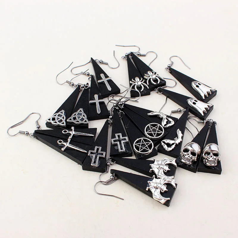 Gothic Black Triangle Drop Earrings For Women Skeleton Bat Spider Skull Cross Pentagram Earings Goth Jewelry Accessories VGE175 |