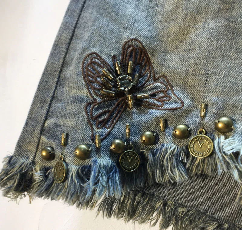 European Station 2023 New Summer Embroidery Butterfly Beading High Waist Denim Shorts All-match Tassel Loose Wide Leg Pants