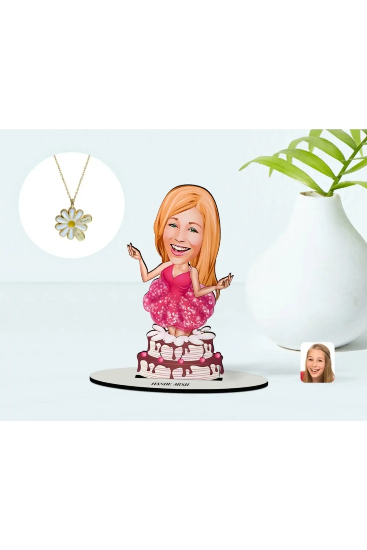 

Personalized women's Cartoon 3d Wooden Trinket And Date Daisy Necklace Set