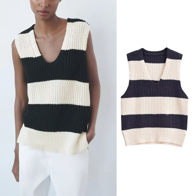 

TRAF ZR Knitted Vest Women Crop Y2k Streetwear Loose Deep V-neck Stripe Tops A Crochet Knitwears Female Tops Pulovers Summer