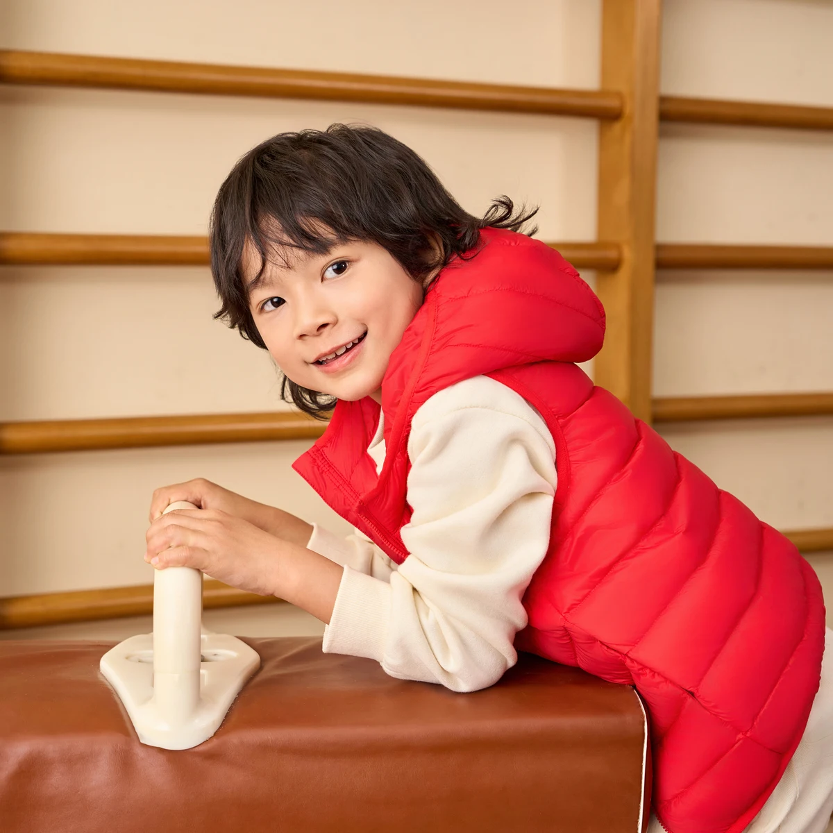 BOSIDENG 2024 новый зимний жилет 90% утиный пух водонепроницаемый ветрозащитный пуховой