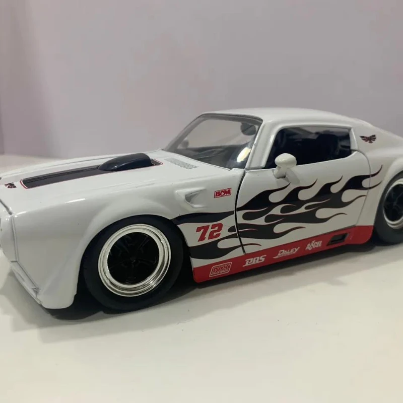 Модель автомобиля из металлического сплава Jada 1:24 1972 Pontiac Firebird игрушка для детей