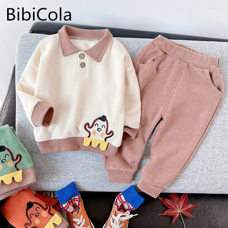 

Новинка; Сезон весна-осень; Детский костюм; Комплект одежды из 2 предметов; Хлопковая толстовка с вышивкой; Повседневные штаны; Одежда для маленьких мальчиков и девочек