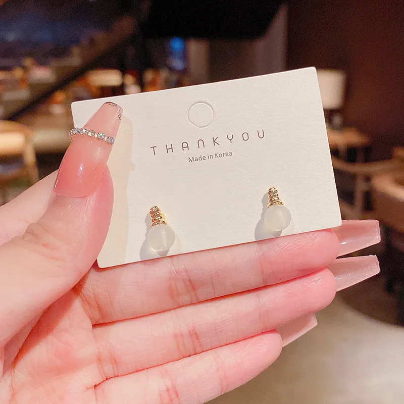 

Mini Cute Colorful Light Bulb Stud Earrings Korean Personality Creative Resin Women Earrings Jewelry Statement Harajuku Earrings