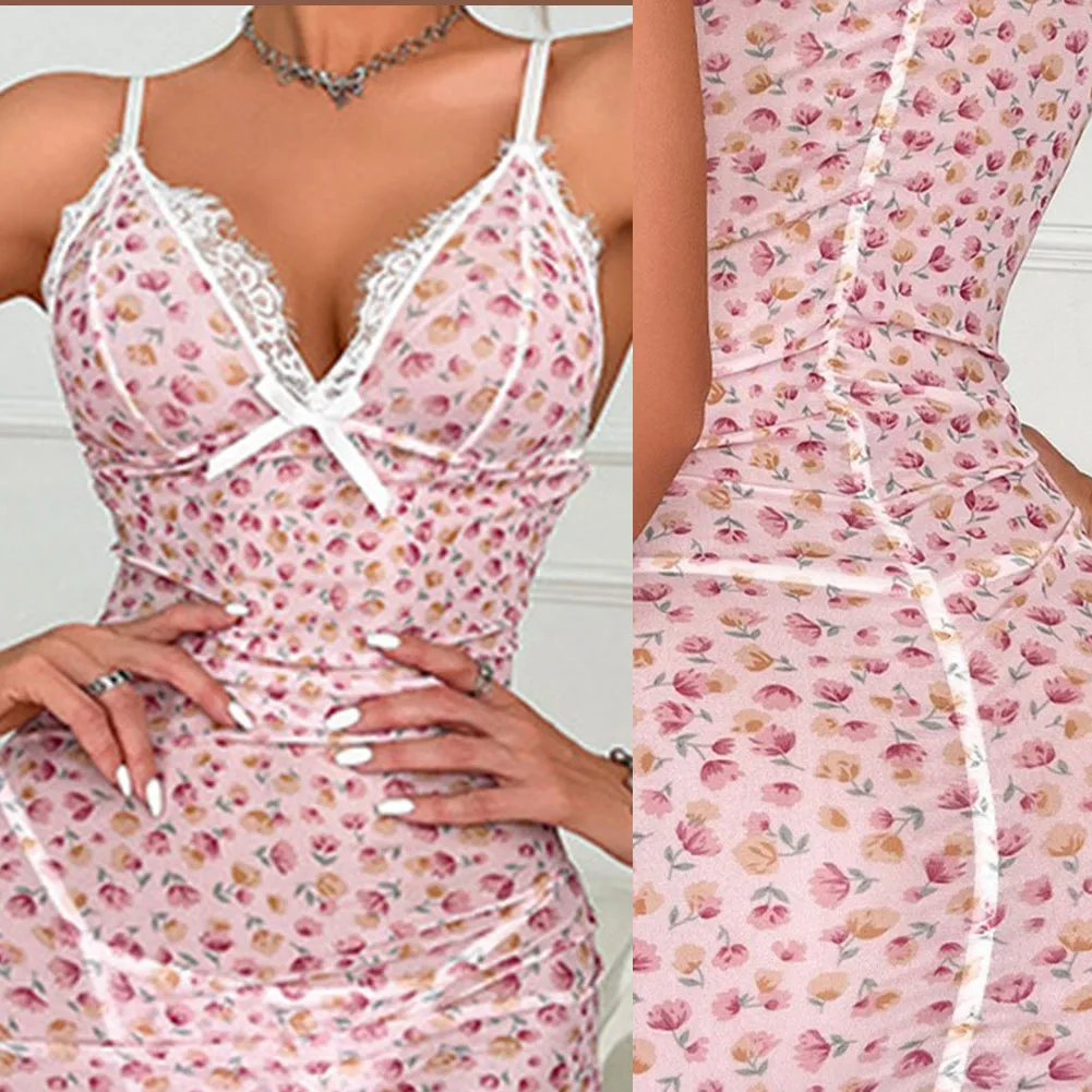 Пикантное женское эластичное нижнее белье с V-образным вырезом