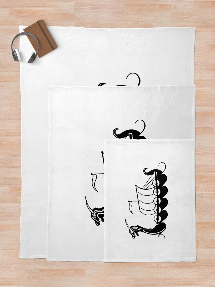 Корабль тиранических воинов. Одеяло. Роскошные пледы на заказ.